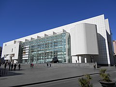 Museu d'Art Contemporani de Barcelona (1987-1996), de Richard Meier.