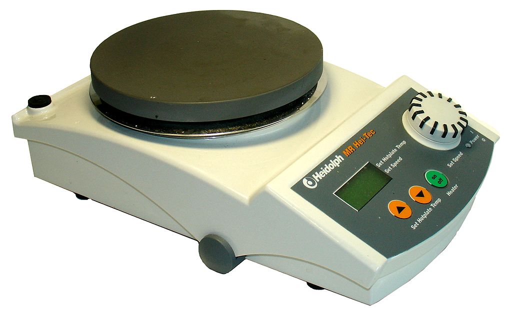 https://upload.wikimedia.org/wikipedia/commons/thumb/b/ba/Magnetic_stirrer_with_heating.jpg/1024px-Magnetic_stirrer_with_heating.jpg