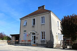 The town hall in Montlainsia