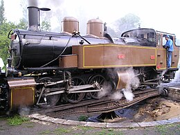 Locomotive à voie métrique, type 030+030T en service sur le Chemin de fer du Vivarais et construite par la SACM.