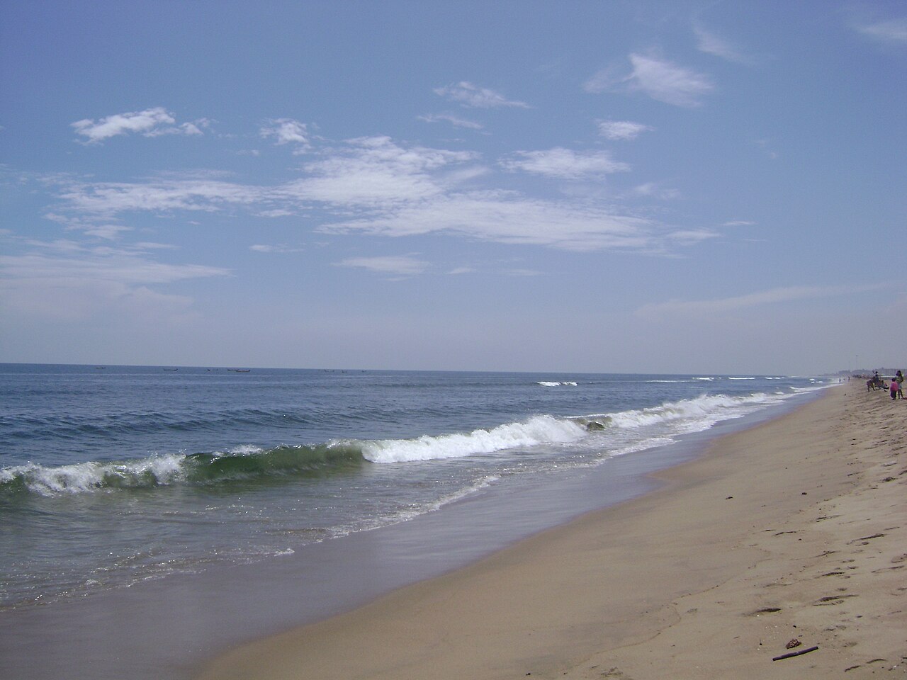 File:Marina Beach.jpg - Wikimedia Commons