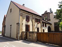 Maison avec des éléments d'anciens bâtiments conventuels, 4 rue du Couvent