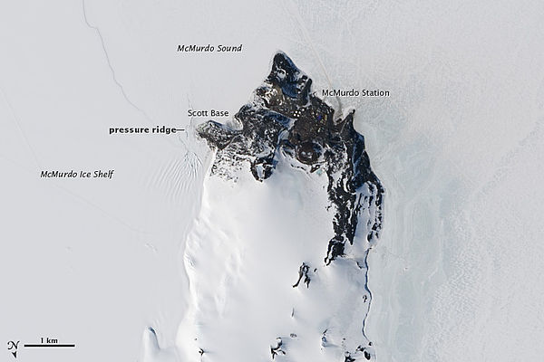 Annotated view over Scott Base, also showing McMurdo Station and the McMurdo Ice Shelf