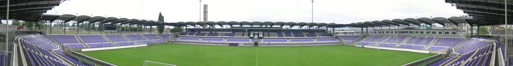 Szusza Ferenc Stadium in 2003