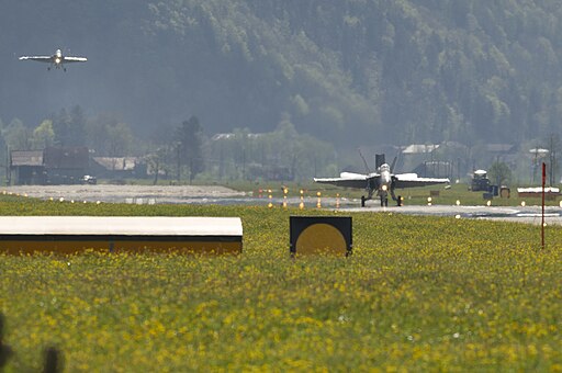 Meiringen Airbase (7139547227)