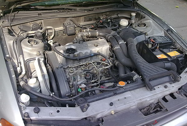 Mitsubishi 4D68 engine mounted in a 1998 Galant Station Wagon (Legnum)