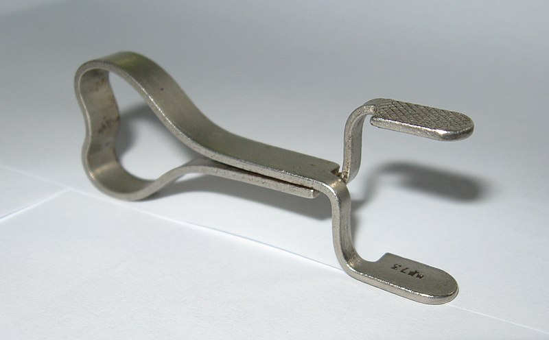 File:Mohr's clamp.JPG