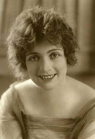 <span class="mw-page-title-main">Myrtle Gonzalez</span> American actress (1891–1918)