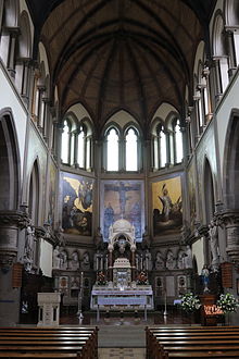 Interior of the Oratory Church of Saint Wilfrid Nave and chancel of St Wilfrid's Church, York.JPG