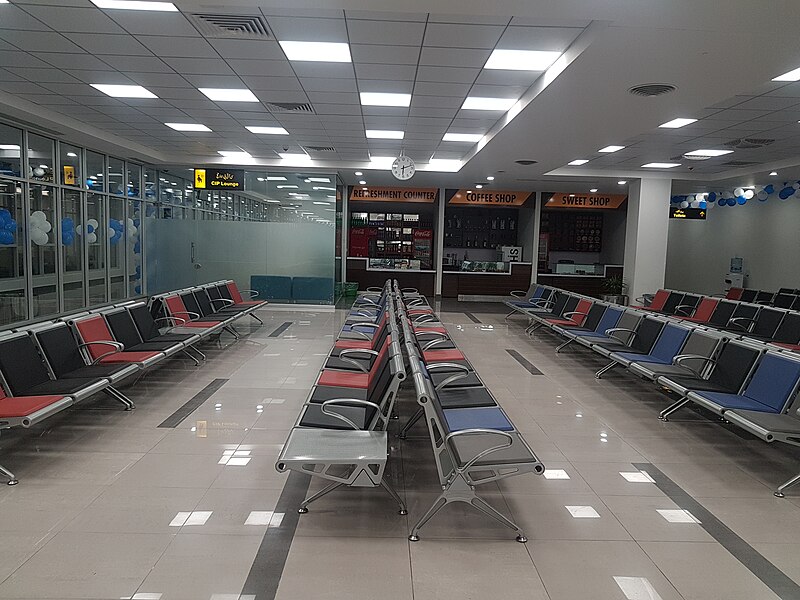 File:New terminal building at Faisalabad International Airport 32.jpg