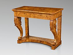 Mesa consola (1825–1830)