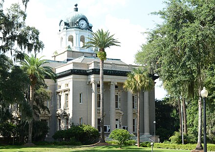 Front of Historic courthouse