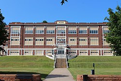 Alte Hancock Central High School 2.jpg