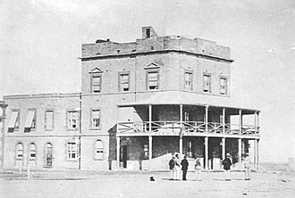 Moseley's Pier Hotel, Glenelg c. 1866 Pier Hotel Glenelg 1890.jpg