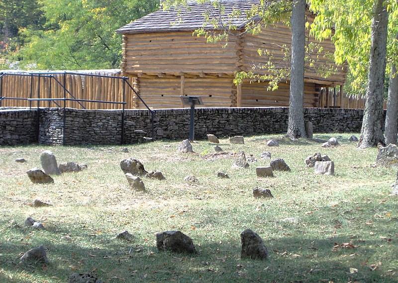 File:Pioneer Cemetery at Old Fort Harrold.jpg