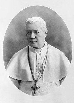 Pope Pius X (Retouched).jpg