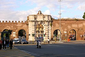 Porta San Giovanni Roma 2.JPG