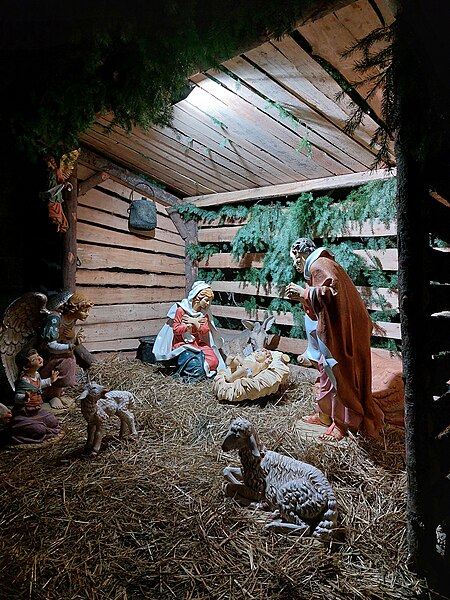 File:Presepe natalizio nella chiesa di Stia (Pratovecchio Stia Arezzo).jpg