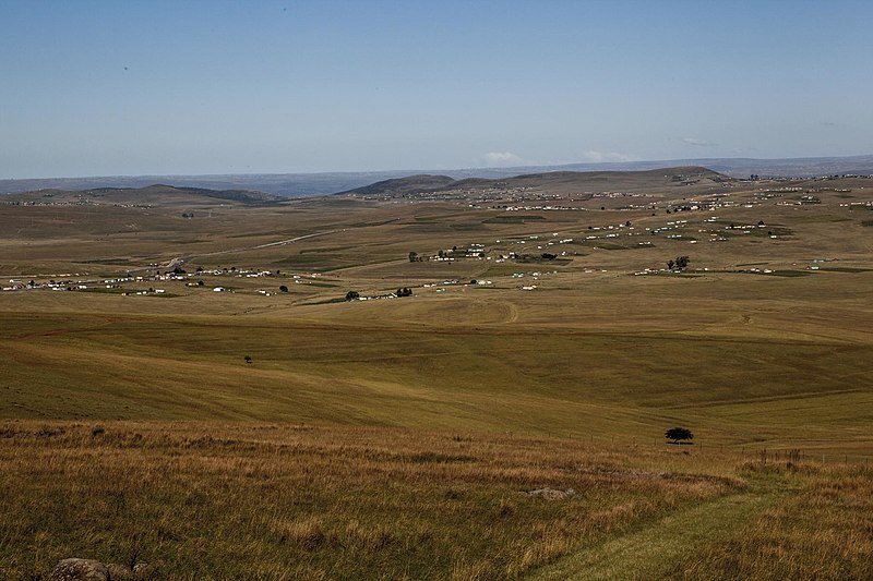 File:Qunu Landscape.jpg