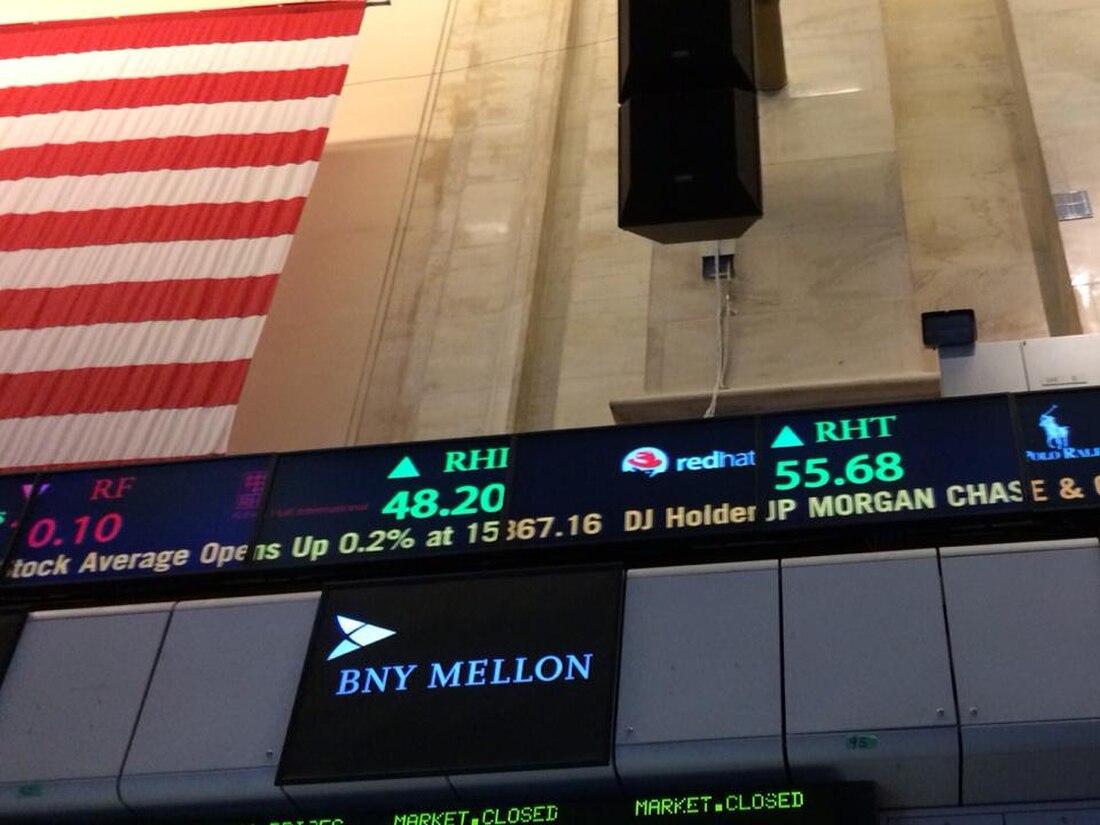 File:RHT TIcker (14772719299).jpg