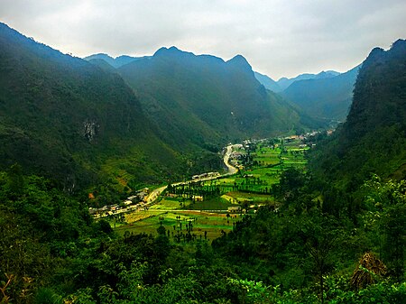 Tập_tin:Sủng_Là,_Đồng_Văn,_Hà_Giang,_Vietnam_-_panoramio_(3).jpg