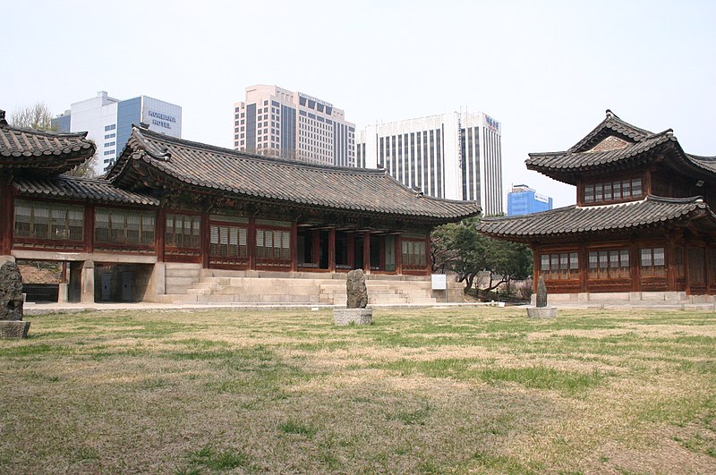 Berkas:Seoul-Deoksugung-05.jpg