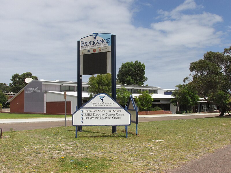 File:Sinclair - Esperance SHS library.jpg