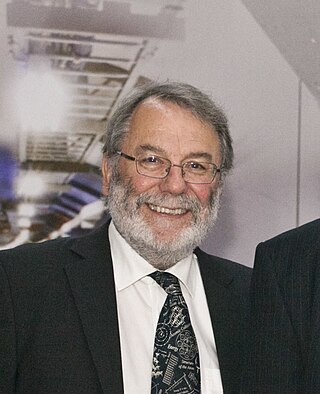 <span class="mw-page-title-main">Peter Knight (physicist)</span> British physicist