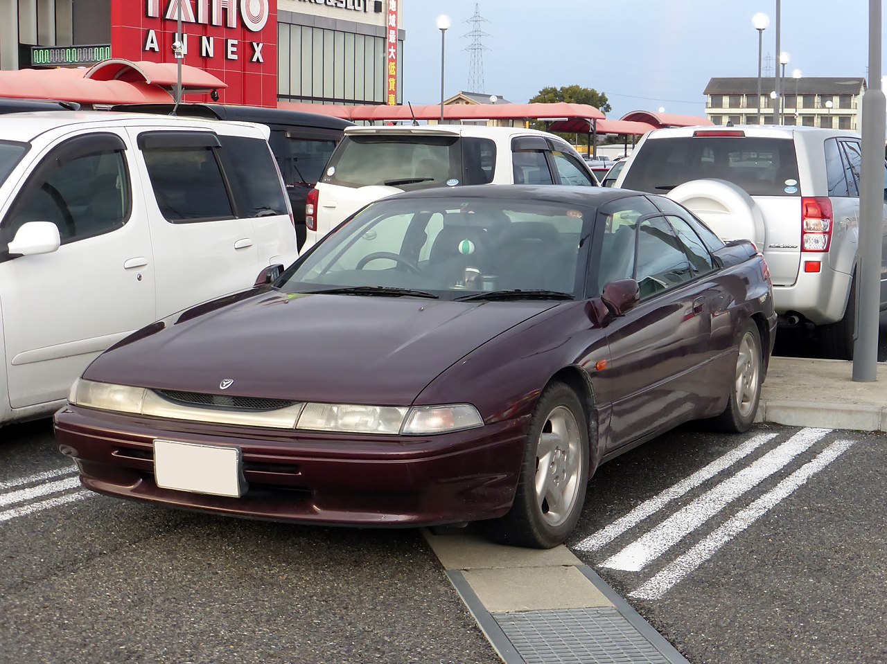 ファイル:Subaru ALCYONE SVX Version E (E-CXW) front.JPG - Wikipedia