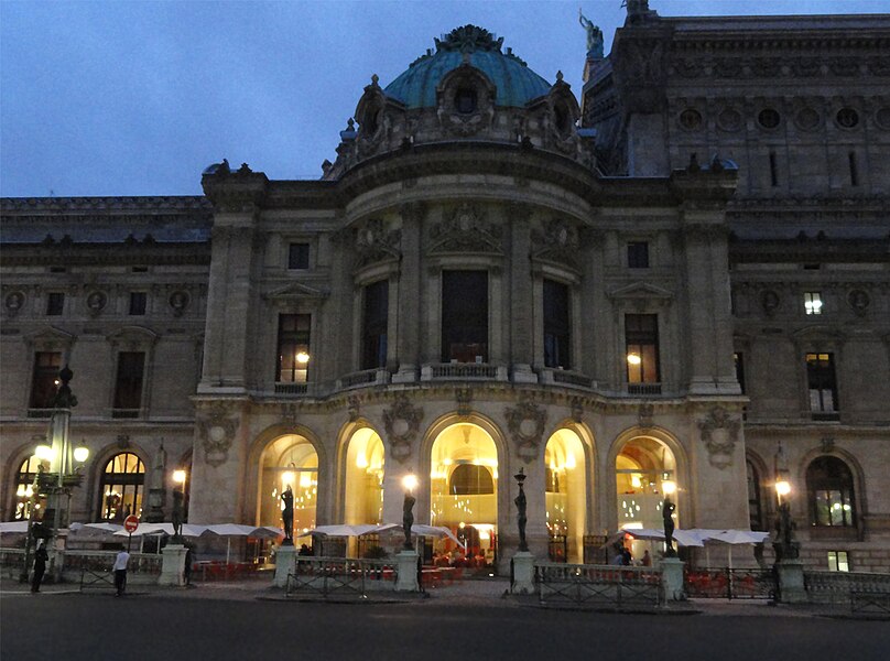 Palais Garnier east side with L'Opéra Restaurant