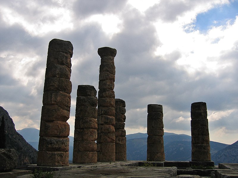 File:The sanctuary of Apollo in Delphi - panoramio (4).jpg