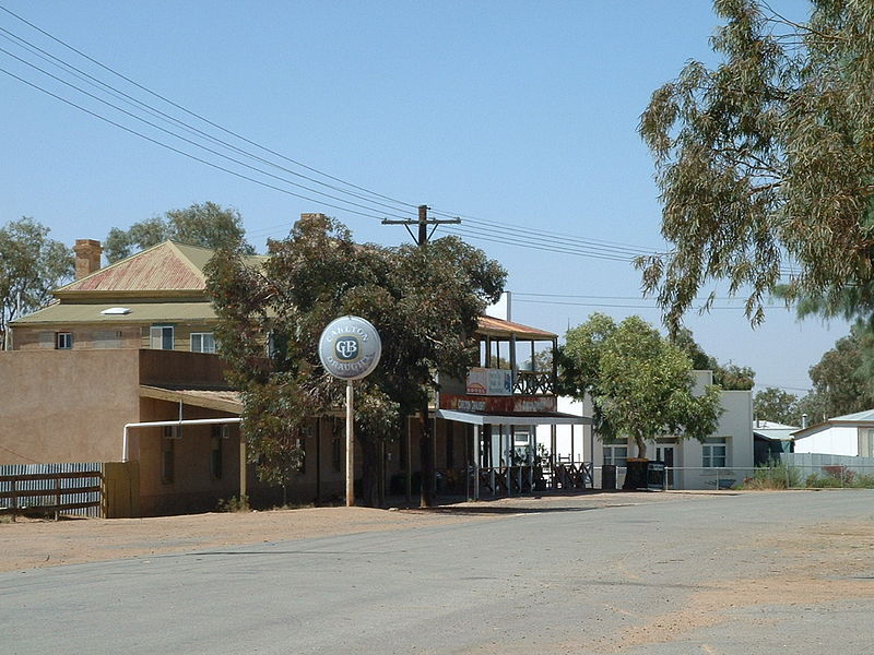 File:Tibooburra main street south.JPG