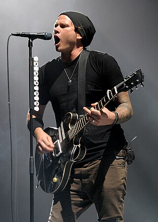 <span class="mw-page-title-main">Tom DeLonge</span> American rock musician (born 1975)