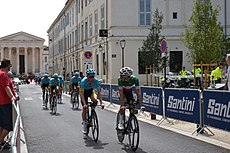 Tour d'Espagne - stage 1 - Fabio Aru et Astana, en reconnaissance du parcours.jpg