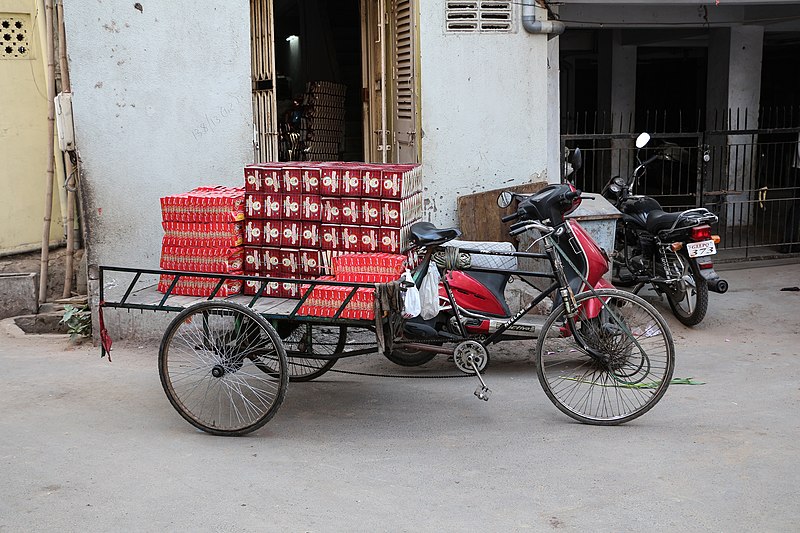 File:Tricycle in Ahmedabad.jpg