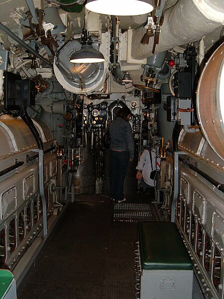 File:USS Pampanito forward engine room 1.JPG