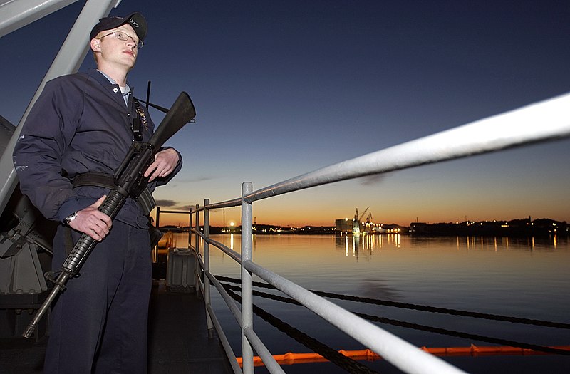 File:US Navy 070604-N-5459S-003 Cryptologic Technician Technical 3rd Class Christian B. Carver, assigned to the guided-missile cruiser USS Normandy (CG 60) stands topside rover during a force protection detail watch in Stavanger, No.jpg