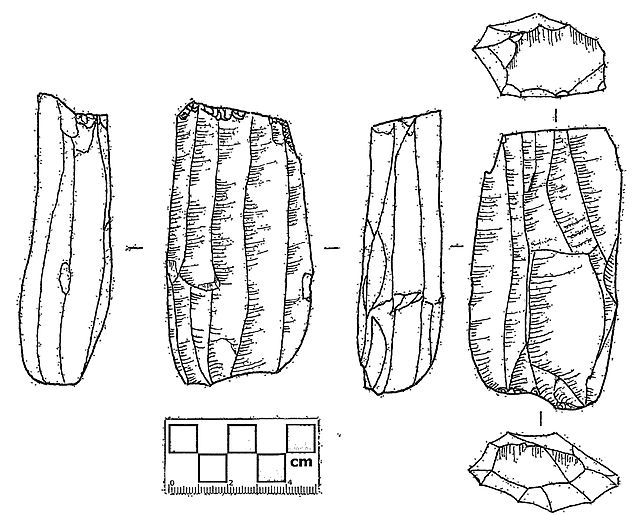 Line drawing of a cylindrical blade core. Image shows six view angles. Drawn from a specimen in the Burke Museum archaeological collection.