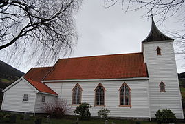 Utvik kyrkje 01.JPG