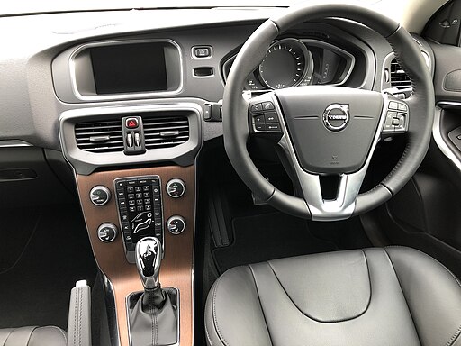 V40 T3 Inscription db