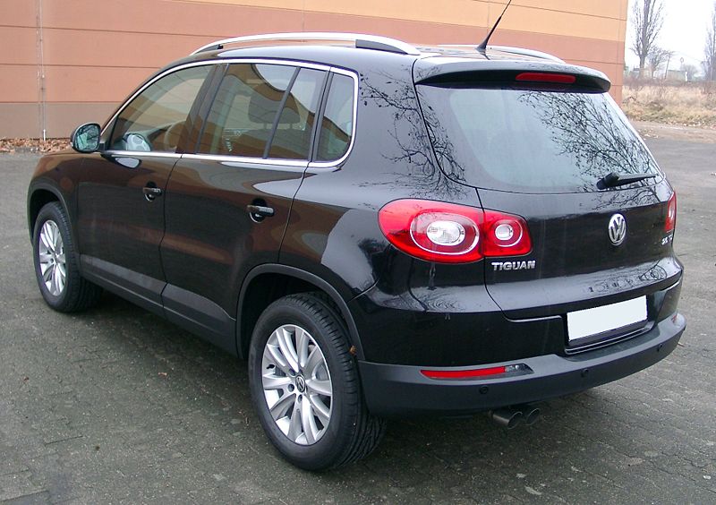 File:VW Tiguan rear 20071228.jpg