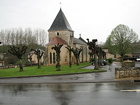 Vaux-en-Couhé Eglise arrière.jpg