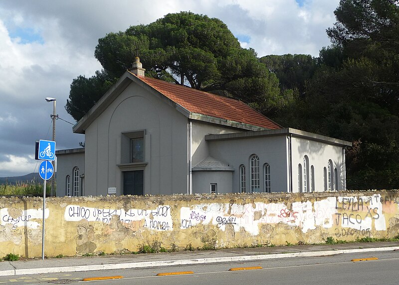 File:Villa Corridi, Livorno, chiesa 2.jpg