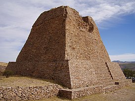 Pyramide Votive La Quemada.JPG