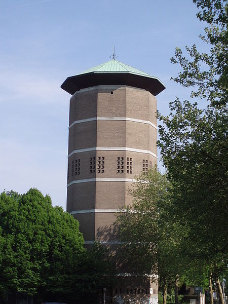 File:Watertoren Zwolle.JPG