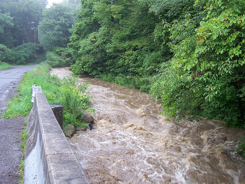 File:Weather events captured on Laurel Mountain and Chicharee Summit - panoramio (1).jpg