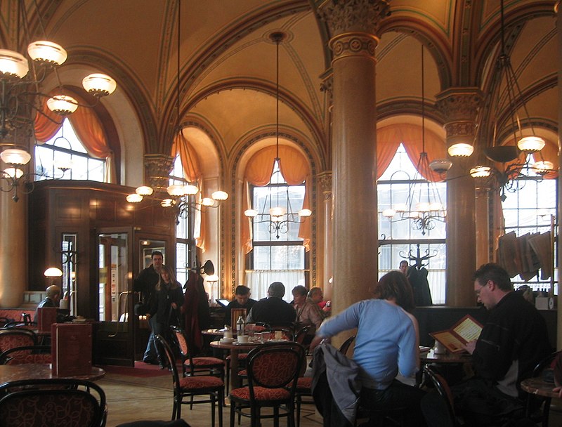 صورة:Wien Cafe Central 2004.jpg