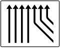 Zeichen 550–27 Zusammen­führungs­tafel – an durchgehender Strecke – vierstreifig plus dreistreifig von rechts