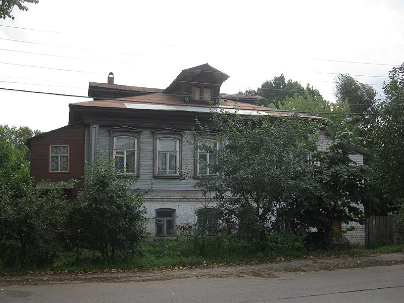 File:Бор, улица Луначарского, 36.jpg