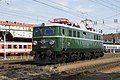 Odată cu electrificarea liniei, s-au folosit locomotivele din Seria 1010/1110, fabricate de către Simmering-Graz-Pauker între 1955 și 1958
